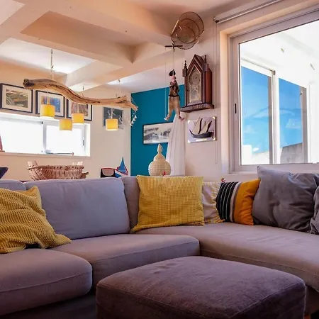 Casa Do Mar- Familiar T3 Duplex Central Com Terraco Daire Nazaré