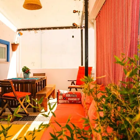 Casa Do Mar- Familiar T3 Duplex Central Com Terraco Daire Nazaré